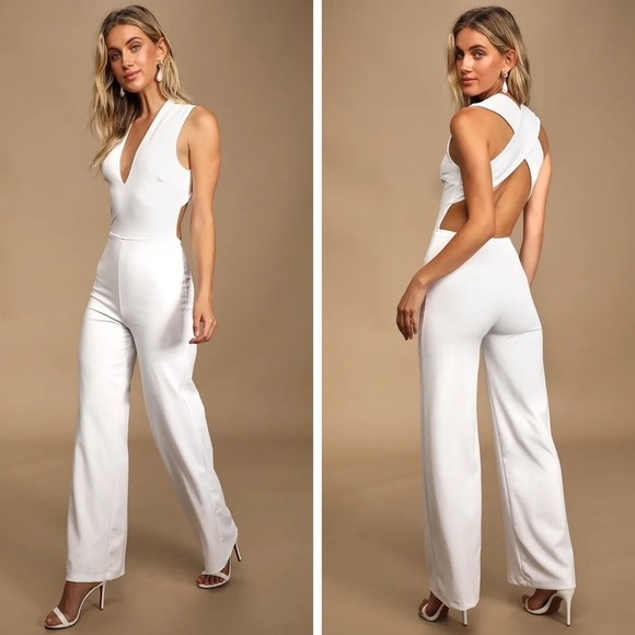Lulu's Thinking Out Loud White Backless Jumpsuit Large NEW - Picture 1 of 8